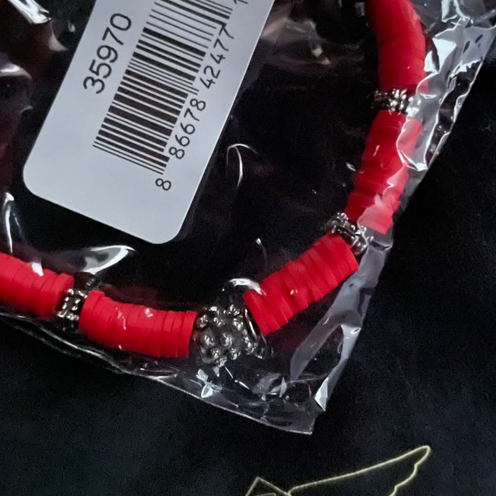 NEW Invicta Red Elements Rubber Bracelet For 8 Inches Wrist - Picture 9 of 9